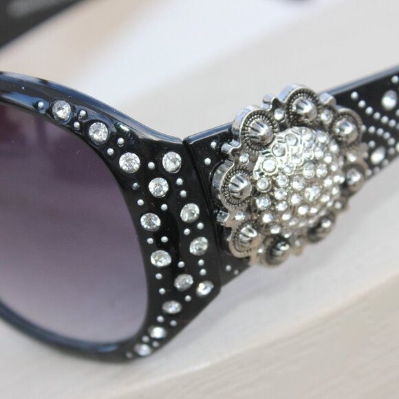 Montana West Sunglasses in Black w/Silver Swirl Flower Concho Accents main image 6